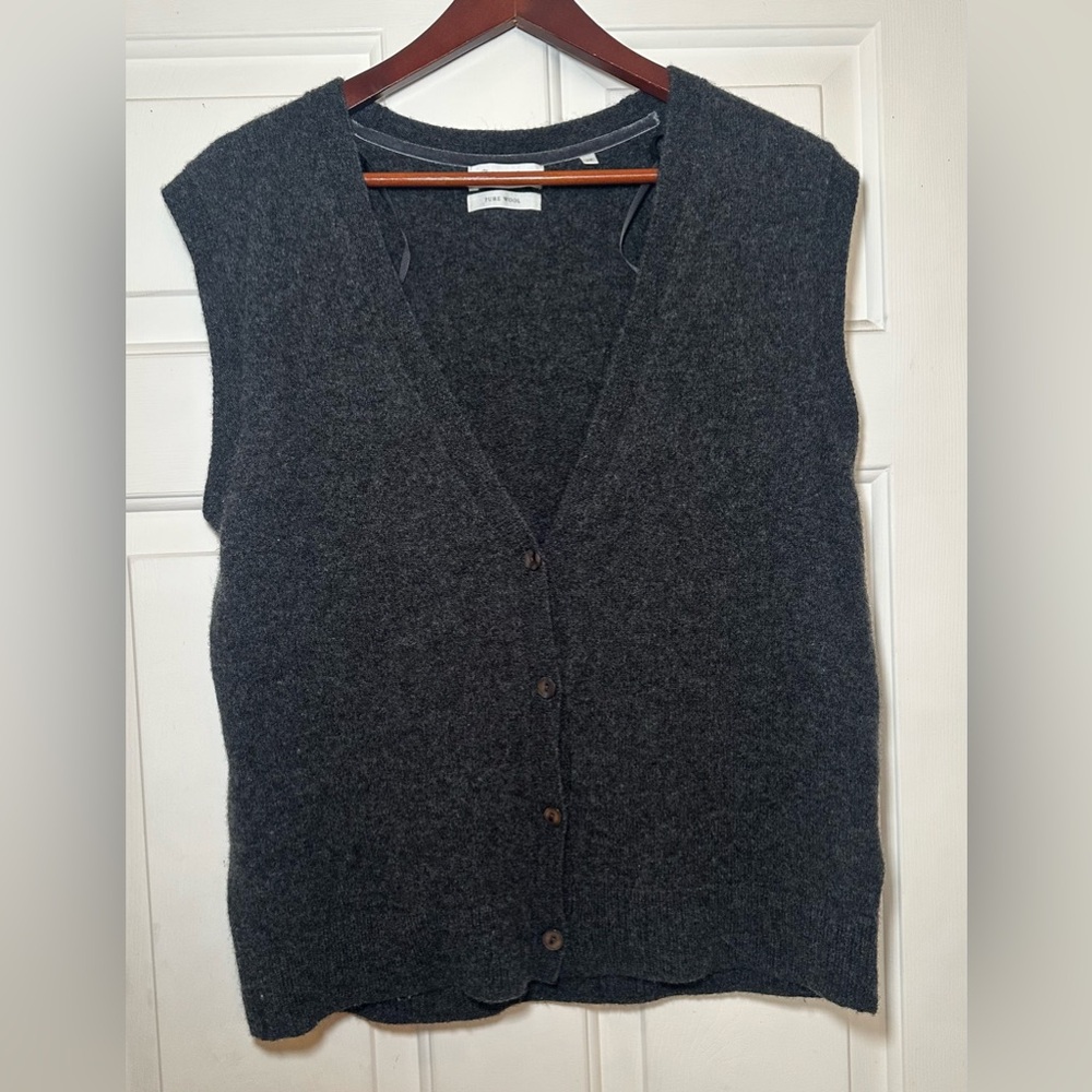 Christian Berg Women's Pure Wool Button Down‎ Sweater Vest Size 38 US 8
